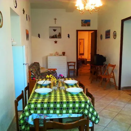 Holiday home Luna Joppolo